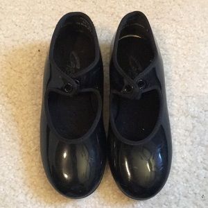 Girl tap shoes